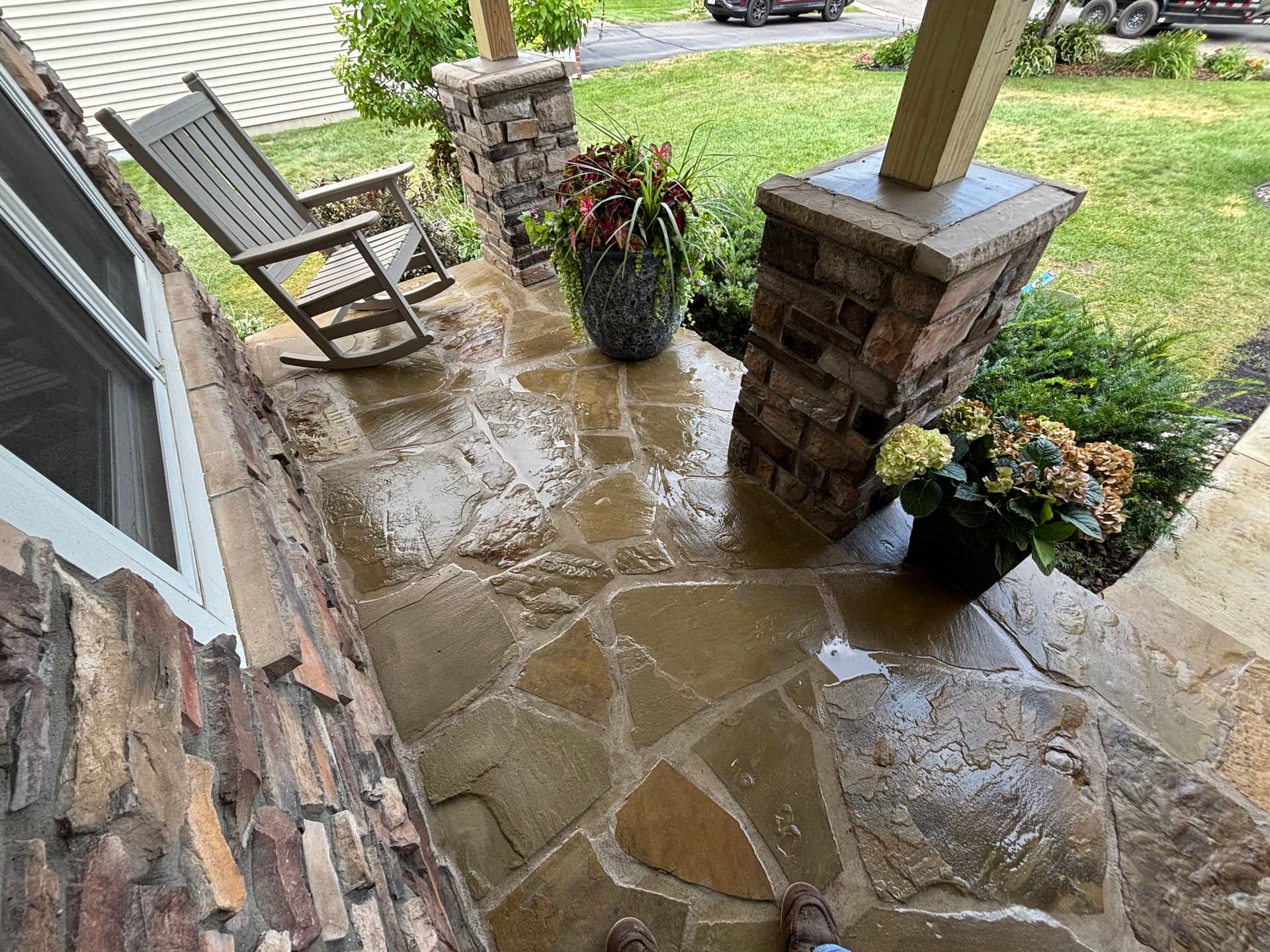 Gallery photos for Flagstone Overlay and Stone Veneer Front Entry Upgrade in Apple Valley: Image #4